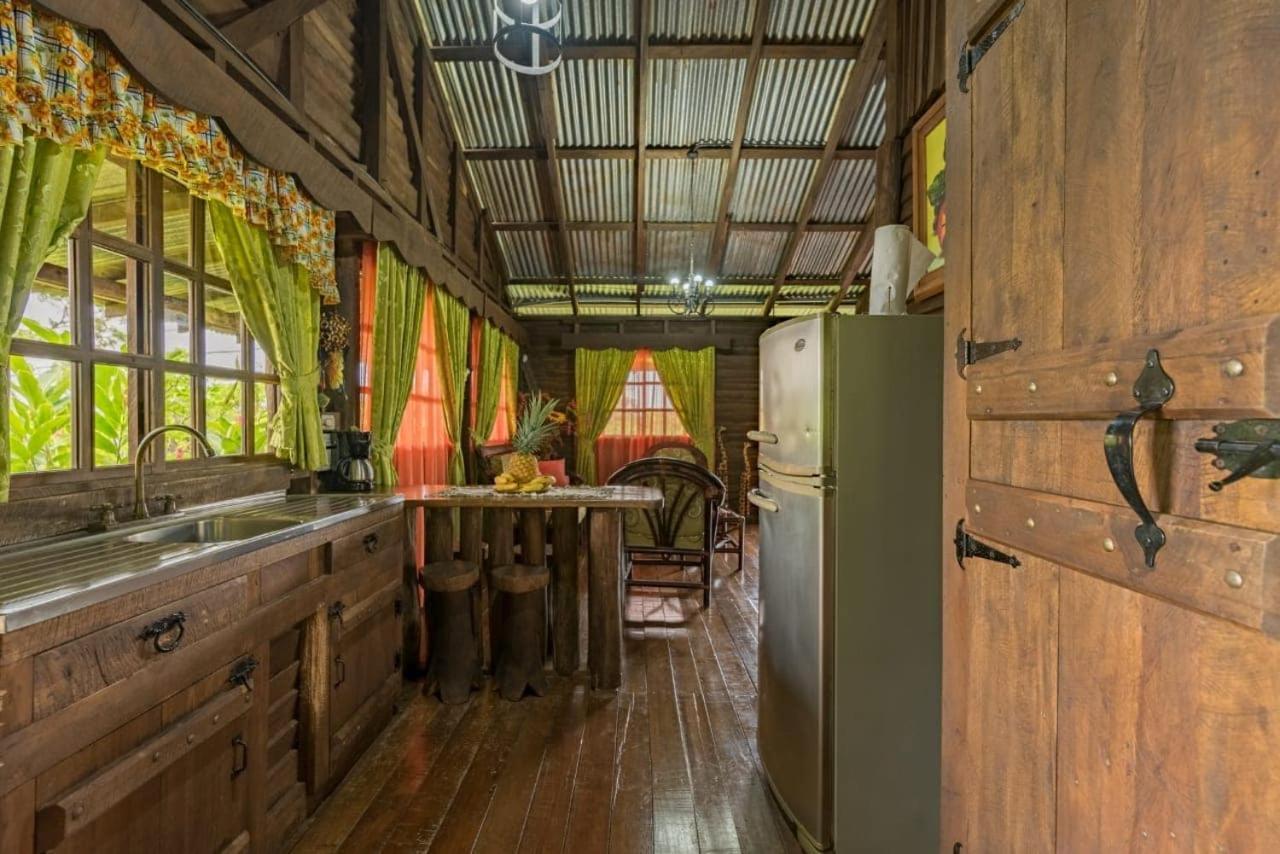 Cabanas Montanas Del Tenorio Rio Celeste Luaran gambar
