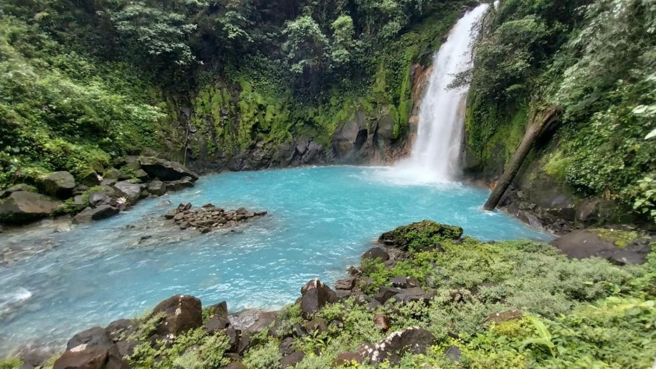 Cabanas Montanas Del Tenorio Rio Celeste Luaran gambar